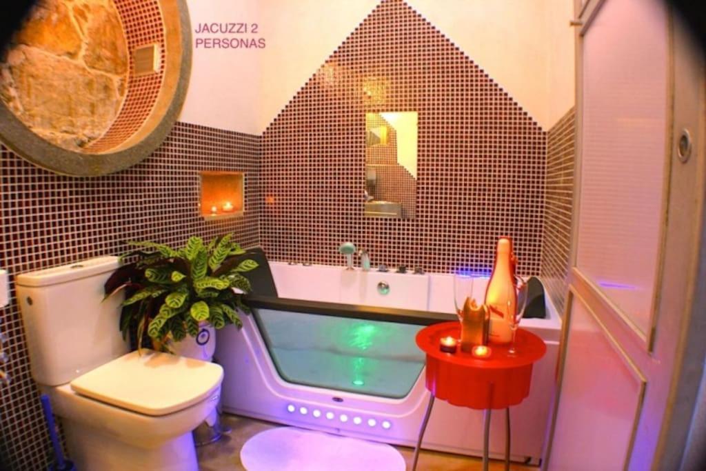 Zentral Club Apartamento Proton-Jacuzzi Belmonte De Miranda Exteriör bild