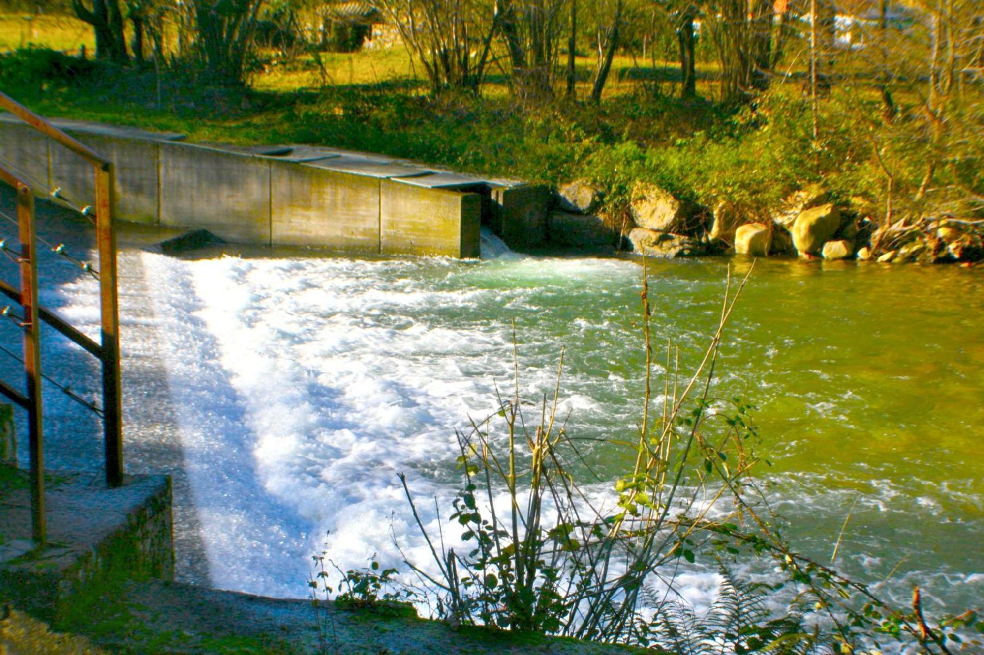 Zentral Club Apartamento Proton-Jacuzzi Belmonte De Miranda Exteriör bild